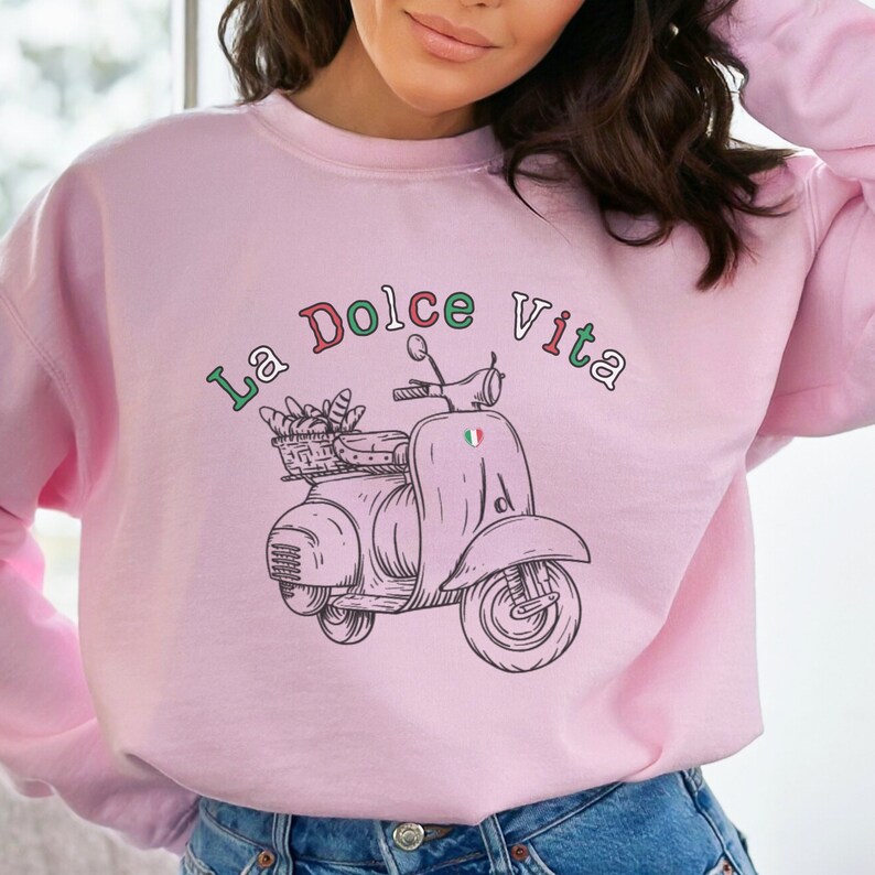 La Dolce Vita Shirt Italian Gift for Italy LoverItalian Saying Sweatshirt Italia Vacation Travel Gift Cute Italy Outfit Europe Souvenir image 5