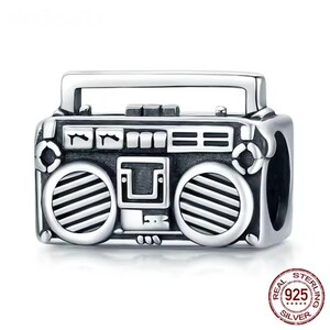 Retro Radio Charm, zawieszka ze srebra próby 925 do bransoletek