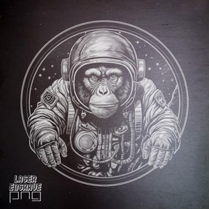 Weltraum Affe PNG | Lasergravur-Datei | CNC-Datei für Schieferuntersetzer | Weltraum Affe Bild | Lustig galaktisch | Herunterladbare & druckbare Kunst