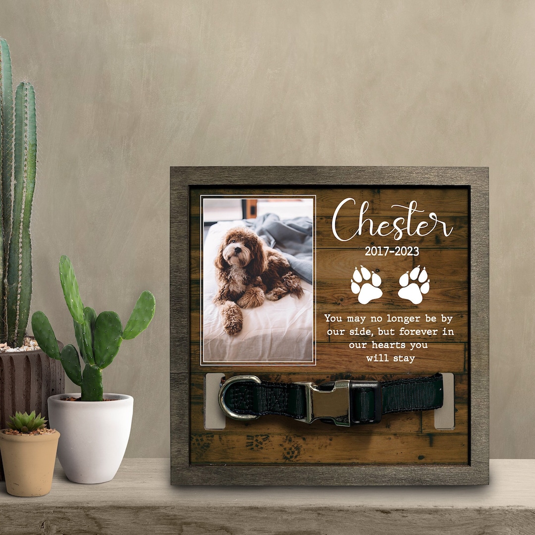 Personalized Pet Collar Holder, Custom Dog Portrait, Cat Collar Sign