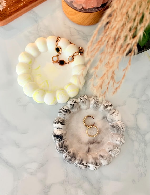 Jesmonite Bubble Tray | Handmade Jewelry Holder | Minimalist