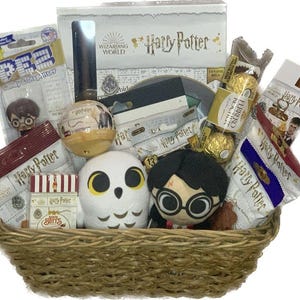 Harry Potter Item Bundle in Gift Basket - unique gift for wizard, witch, muggle, teen, tween, kid, Harry Potter fan