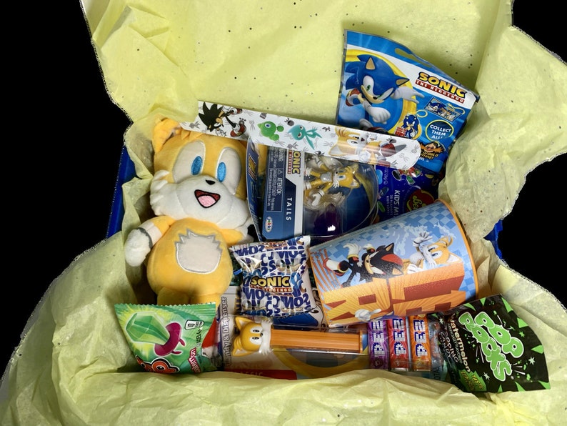 Paquete de artículos de Sonic en cesta de regalo: regalo de jugador único para adolescentes, preadolescentes, niños, niñas y niños - Set de regalo de Sonic the Hedgehog - Regalo de juego de Sonic imagen 3