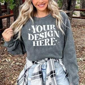 Pepper Comfort Colors 1566 Mockup, Outdoors Mockup, Nature Mockup, 1566 Pepper Mockup, Pepper 1566 Mockup, Oversized Mockup, Trendy Mockup