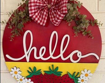 Colgador de puerta de fresa "Hola" / Colgador de puerta de verano / Decoración de fresa de granja / Regalos para ella / Regalo de inauguración de la casa