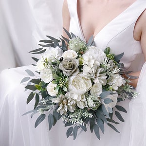 Sage green bridal bouquet, Wildflower Bridal bouquet, Wedding bouquet, White wedding bouquet