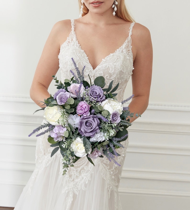 Lavender bridal bouquet, Lavender wedding bouquet, Bridal bouquet, Purple wedding bouquet, Bridesmaids bouquet, Lilac bridal bouquet image 3