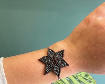 Mandala bracelet.macrame bracelet.bohemian bracelet.boho bracelet.hippie jewelry.handmade.flower bracelet.unique jewelry.gift for her