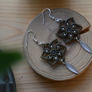 Mini orecchini Mandala. Orecchini macramè. Orecchini boho. Stile macramè.