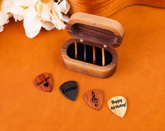 Custom Picks Plectrum Holder,Personalized Engrave Guitar Pick Case，Gifts for Dad, Wooden Box for Gurtar Player, Musician Valentines Day