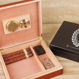Humidor per sigari personalizzato, scatola per sigari personalizzata, regalo per papà, humidor inciso, scatola ricordo, regali per lo sposo, regalo per la festa del papà
