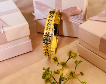 Brazalete de oro de 18 quilates: pulsera ajustable con tachuelas, joyería minimalista