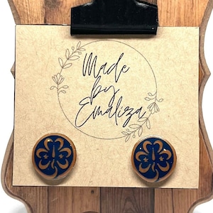 Girl Scout Earrings / Girl Scout Jewelry / Work Trefoil Pin Earrings / WAGGGS Pin Earrings / Gifts for Girl Scout / Gift for Bridging