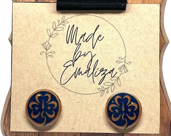 Girl Scout Earrings / Girl Scout Jewelry / Work Trefoil Pin Earrings / WAGGGS Pin Earrings / Gifts for Girl Scout / Gift for Bridging