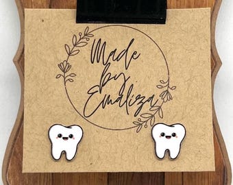 Tooth Stud Earrings / Dental Earrings / Dental Jewelry / Dental Hygienist Gift / Dentist Gift / Dentist Accessories / Dental Accessories