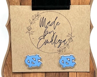 Boucles d'oreilles avec logo UNC / Bijoux Tarheel / Cadeau pour fan UNC / Cadeau pour diplômés / Université de Caroline du Nord à Chapel Hill