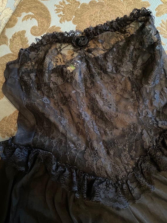 Witchy Woman Black Lace Vintage Gown - image 4