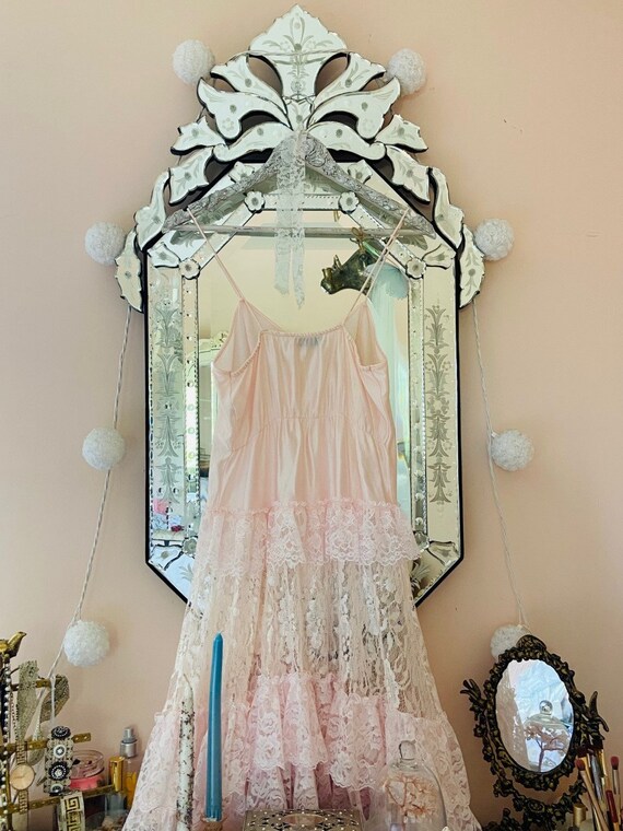 Y2k Coquette Style Beautiful floral Vintage slip Dress!Morgan Taylor Size  Medium
