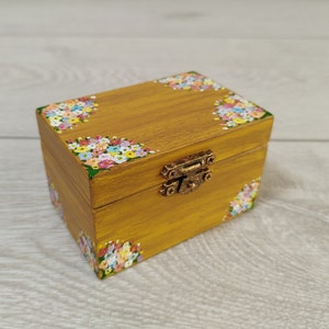 Hand painted wooden box with wildflowers,Small wooden box,Jewelry box,Jewelry storage,Trinket box,Floral hand painted box,Gift for women