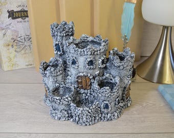 Schloss Schreibtisch Organizer - Paper Clay Stiftehalter, Fantasy Schloss Dekor, Einzigartiges Büro Geschenk
