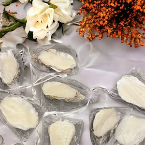 20/50/100 pcs Bulk Candles in Oyster Shells | Wedding Favors In Bulk | Unique Candles in Natural Oyster Seashell /Bulk Wedding Favours