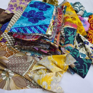 Vintage Sari Reiner Seidenstoff Grab Bag Scraps Textil verschiedene Größen Lot von 20 Stück Bundle für Quilting Journal Square Cuts