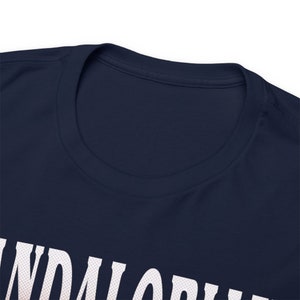 Maglietta Mandalorian Pedro Pascal Grogu, maglietta vintage di Star Wars, maglietta grafica unisex Din Djarin, regalo per i fan, regalo per donne e uomini ID immagine 5