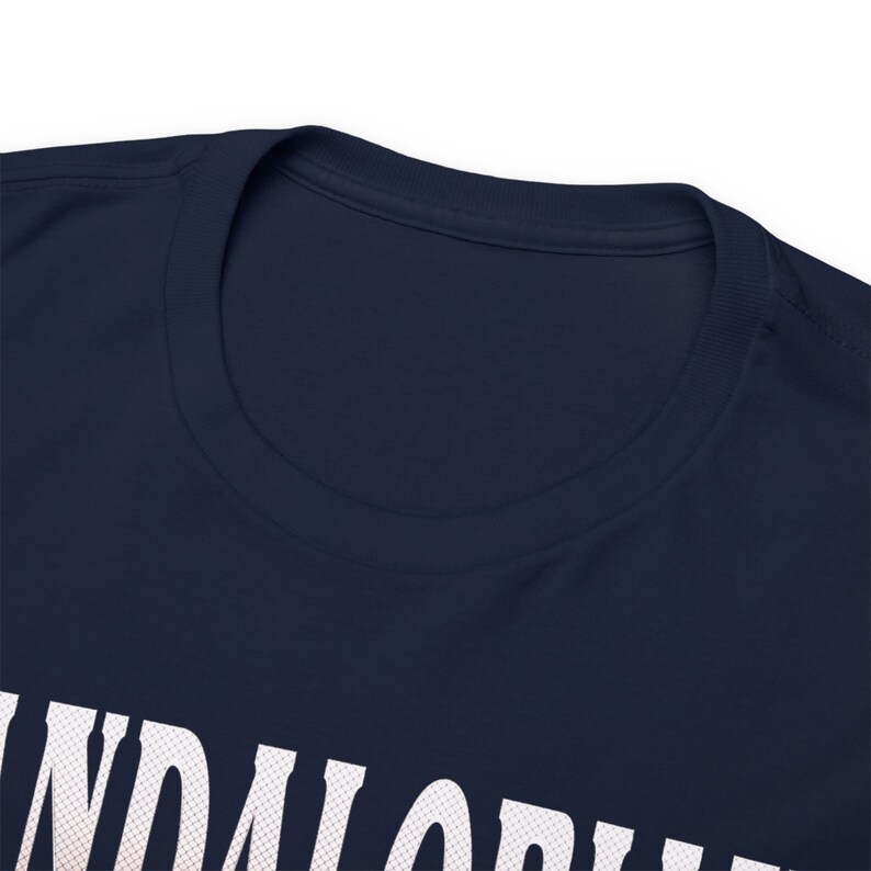 Maglietta Mandalorian Pedro Pascal Grogu, maglietta vintage di Star Wars, maglietta grafica unisex Din Djarin, regalo per i fan, regalo per donne e uomini ID immagine 5