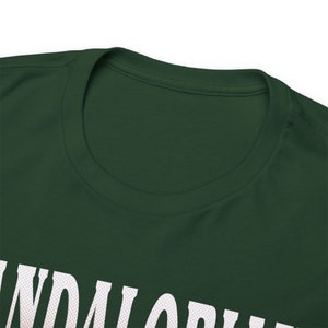 Maglietta Mandalorian Pedro Pascal Grogu, maglietta vintage di Star Wars, maglietta grafica unisex Din Djarin, regalo per i fan, regalo per donne e uomini ID Forest Green