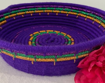 Mardi Gras Decor | Mardi Gras Basket | Mardi Gras Gift | Purple Mardi Gras Basket | New Orleans Decor | NOLA Gift | NOLA Decor