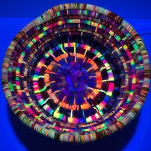 Decoração reativa à luz negra | Decoração reflexiva UV | Cesto Decorativo | Decoração reflexiva de luz negra | Cestas tecidas à mão | Cestas Tigelas