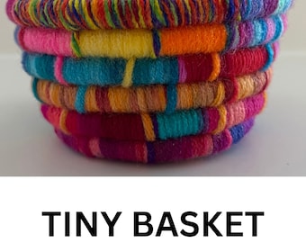 Cestini molto piccoli / Cestino piccolo colorato / Cestino mini / Cestino piccolo / Cestini intrecciati piccoli / Cesto regalo piccolo / Cestini piccoli per scaffale