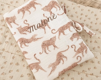 Personalized baby health record book cover – Embroidered name – Baby accessory – Newborn gift – Double gauze baby health record book cover