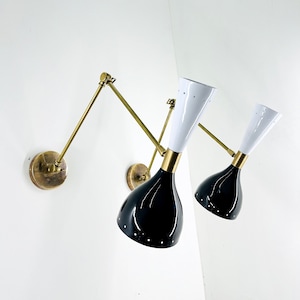 Paire de deux appliques murales Diabolo en laiton, applique murale de style Mid-Century