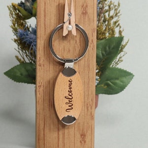 Personalized Bamboo Keychain with Name or Text · Laser Engraving · Keychain Wood wrapped in metal