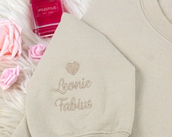 Personalisierte Muttertags Geschenke, bestickter Mama Pullover mit Kindernamen