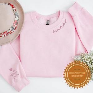 Mom sweatshirt with embroidery personalized with child's name, gift baby shower sweater Mother's Day T-shirt anniversary