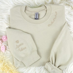 Personalisierte Muttertags Geschenke, bestickter Mama Pullover mit Kindernamen Bild 1