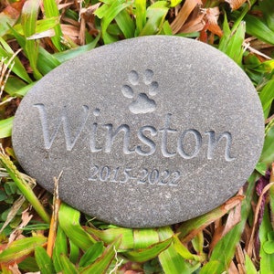Custom pet memorial stone, beautifully crafted to honor the memory of your beloved pet and keep them close to your heart.