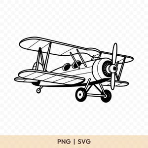 Op de afbeelding: Zwart-wit illustratie van een dubbeldekker. Het vintage vliegtuig heeft twee vleugels, een propeller en een landingsgestel. De tekst "PNG | SVG" staat onderaan de afbeelding.