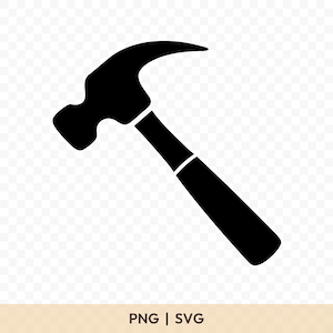 Op de afbeelding: Zwart silhouet van een klauwhamer, een handgereedschap voor het inslaan van spijkers. De hamer heeft een gebogen klauw en een plat slagvlak. De tekst "PNG | SVG" staat onderaan.