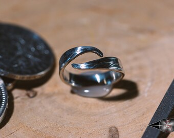 Handgefertigter Ring, in alten Silbermünzen, Unisex