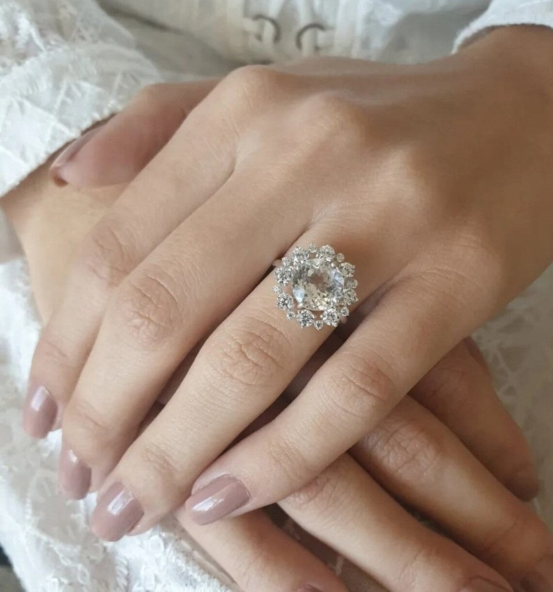 Cluster Wedding Ring Solitaire Ring Starburst Ring Anniversary Etsy