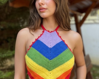 Handgemaakte Cotton Pride-haltertop: LGBTQ-festivaloutfit met regenboog