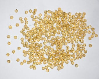 4mm Gold Plated Flower Spacer Beads | GPB004 | Dainty Floral Metal Beads | Tiny Spacer Findings | Jewelry Making Supplies