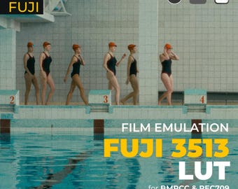 Może przedstawiać: Cyfrowy LUT do emulacji filmu, zatytułowany "FUJI 3513 LUT", do użycia z BMPCC i REC709. Obraz przedstawia basen z kobietami w czerwonych czepkach kąpielowych, które idą po krawędzi basenu.