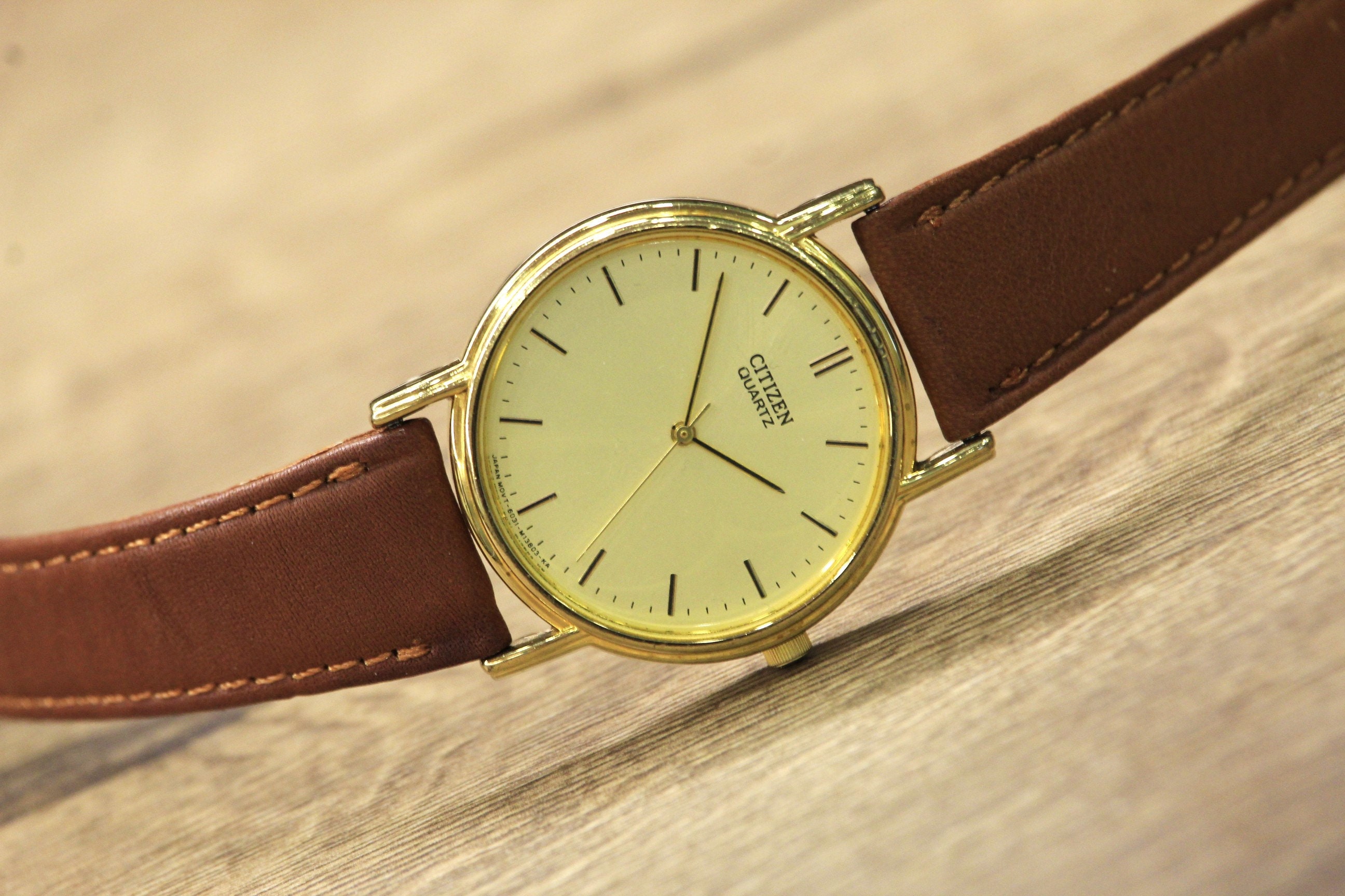 Vintage CITIZEN QUARTZ - 1980's, Day, Gents Watch, Gold