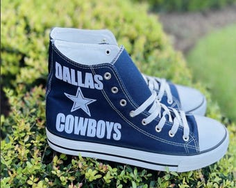 Azul y Blanco - ¡Tallas 12 M, 11 M y 10 M disponibles únicamente!