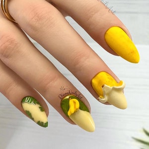 3D Banana Press On Nails Tropical Fruit Nails / Spring Nails/Summer Fruity Nails