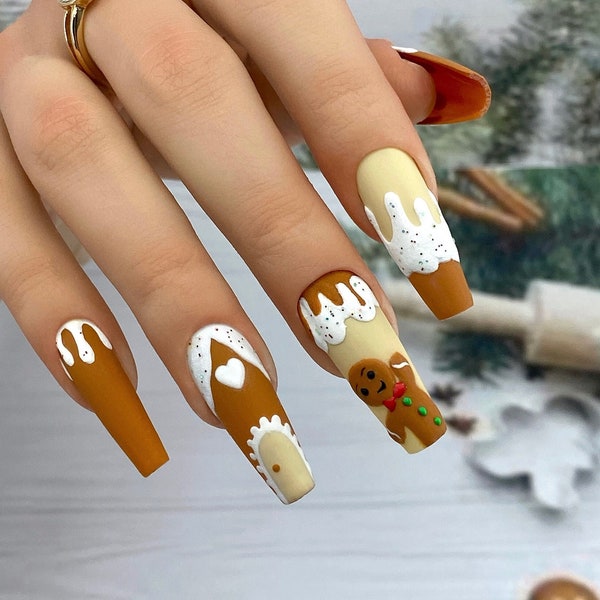 Ginger man/ Holiday Press on Nails /Winter Nails/Gingerbread Man/Gingerbread House/Christmas Nails /Holiday Nails